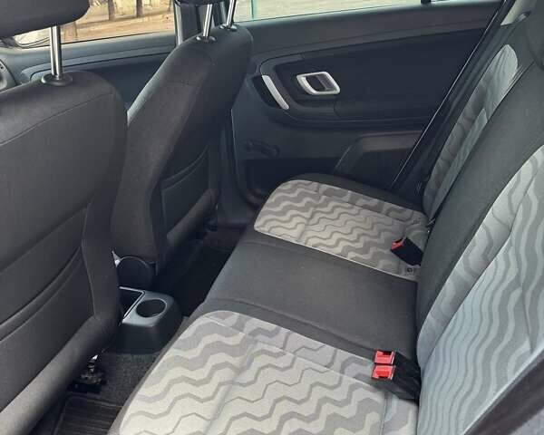 Сірий Шкода Фабія, об'ємом двигуна 1.6 л та пробігом 204 тис. км за 6100 $, фото 5 на Automoto.ua