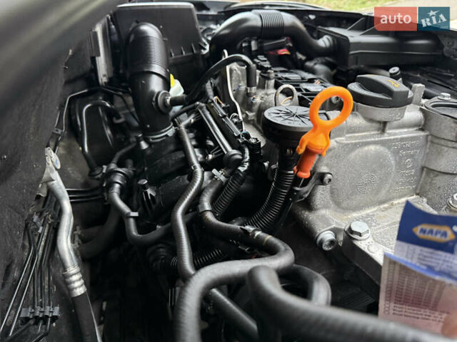 Серый Шкода Фабия, объемом двигателя 0 л и пробегом 170 тыс. км за 6000 $, фото 48 на Automoto.ua