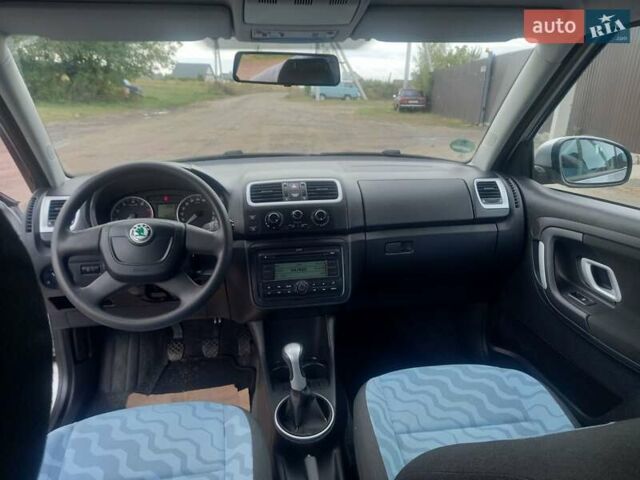Сірий Шкода Фабія, об'ємом двигуна 1.6 л та пробігом 156 тис. км за 5750 $, фото 14 на Automoto.ua