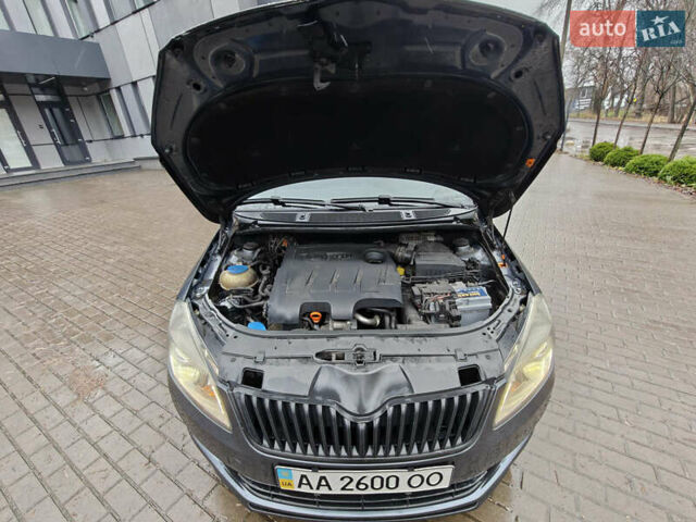 Серый Шкода Фабия, объемом двигателя 1.6 л и пробегом 276 тыс. км за 6150 $, фото 11 на Automoto.ua