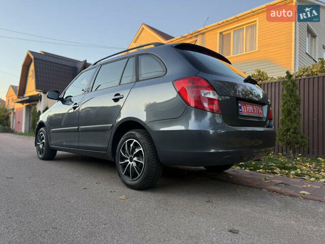 Сірий Шкода Фабія, об'ємом двигуна 0 л та пробігом 170 тис. км за 6000 $, фото 10 на Automoto.ua