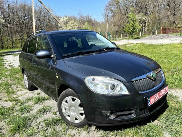 Сірий Шкода Фабія, об'ємом двигуна 1.4 л та пробігом 218 тис. км за 5700 $, фото 19 на Automoto.ua