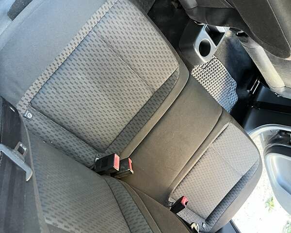 Сірий Шкода Фабія, об'ємом двигуна 1.39 л та пробігом 165 тис. км за 5500 $, фото 17 на Automoto.ua