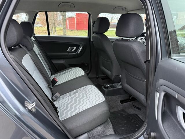 Сірий Шкода Фабія, об'ємом двигуна 0 л та пробігом 170 тис. км за 6000 $, фото 17 на Automoto.ua