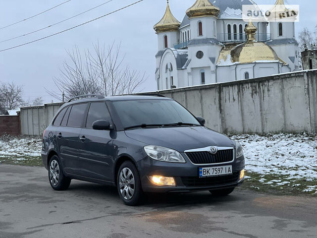 Сірий Шкода Фабія, об'ємом двигуна 1.2 л та пробігом 203 тис. км за 5200 $, фото 24 на Automoto.ua