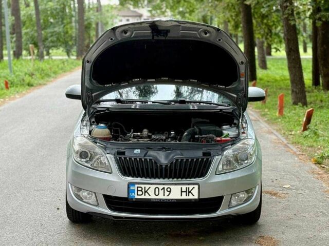 Серый Шкода Фабия, объемом двигателя 1.2 л и пробегом 147 тыс. км за 7400 $, фото 10 на Automoto.ua