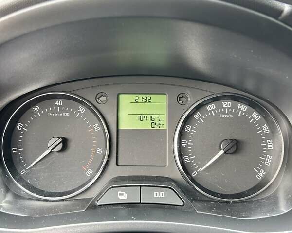 Сірий Шкода Фабія, об'ємом двигуна 1.2 л та пробігом 184 тис. км за 6100 $, фото 24 на Automoto.ua