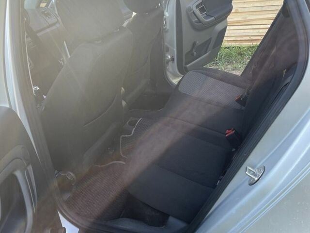 Серый Шкода Фабия, объемом двигателя 1.6 л и пробегом 215 тыс. км за 5750 $, фото 2 на Automoto.ua