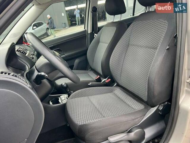 Серый Шкода Фабия, объемом двигателя 1.2 л и пробегом 208 тыс. км за 6990 $, фото 18 на Automoto.ua