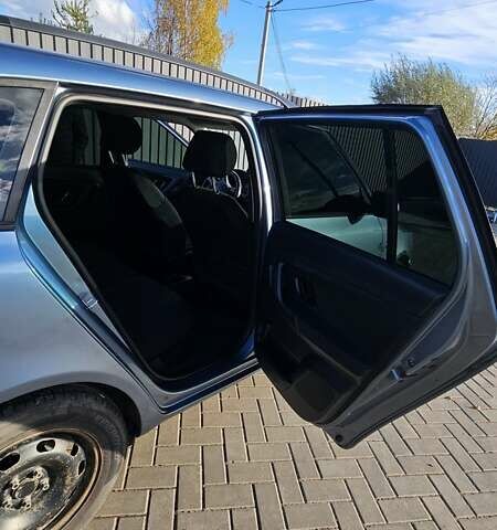 Серый Шкода Фабия, объемом двигателя 1.6 л и пробегом 202 тыс. км за 5200 $, фото 13 на Automoto.ua