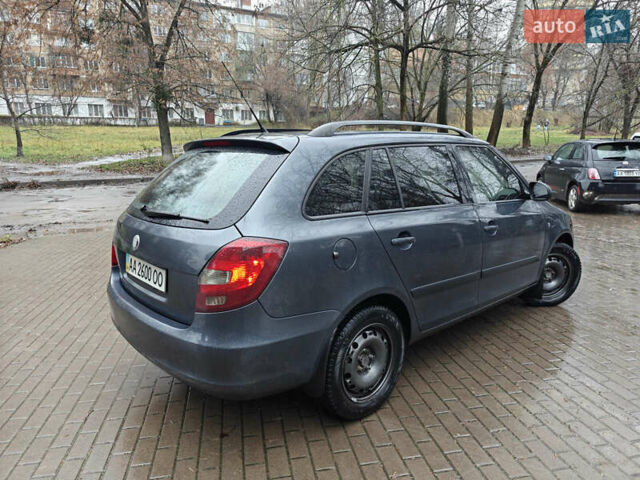 Серый Шкода Фабия, объемом двигателя 1.6 л и пробегом 276 тыс. км за 6150 $, фото 8 на Automoto.ua