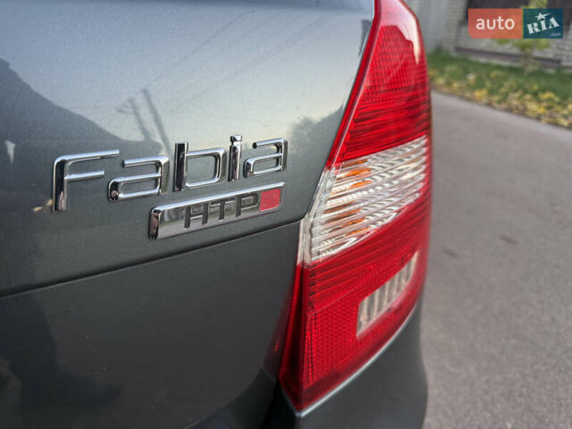 Сірий Шкода Фабія, об'ємом двигуна 0 л та пробігом 170 тис. км за 6000 $, фото 56 на Automoto.ua
