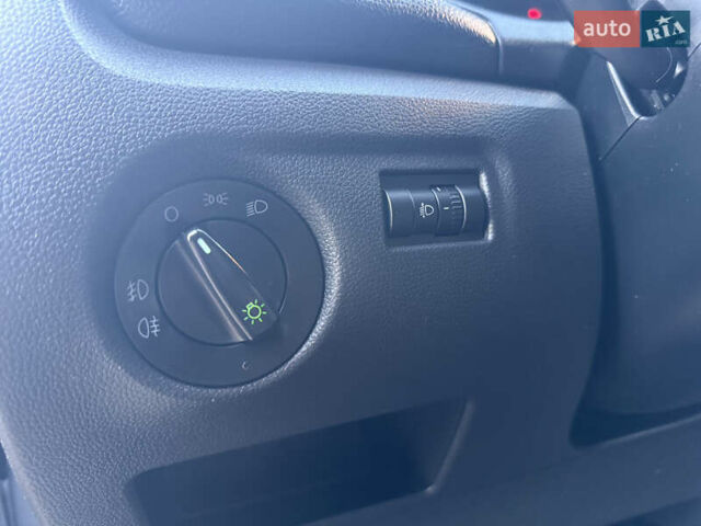 Сірий Шкода Фабія, об'ємом двигуна 0 л та пробігом 170 тис. км за 6000 $, фото 23 на Automoto.ua