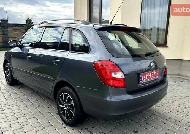 Сірий Шкода Фабія, об'ємом двигуна 0 л та пробігом 169 тис. км за 5550 $, фото 1 на Automoto.ua