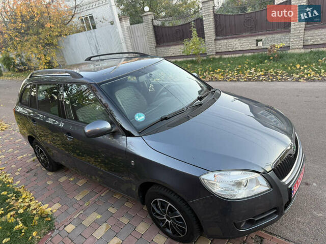 Сірий Шкода Фабія, об'ємом двигуна 0 л та пробігом 170 тис. км за 6000 $, фото 13 на Automoto.ua