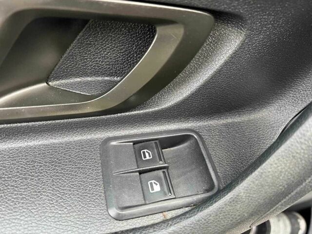 Серый Шкода Фабия, объемом двигателя 1.2 л и пробегом 208 тыс. км за 6990 $, фото 15 на Automoto.ua