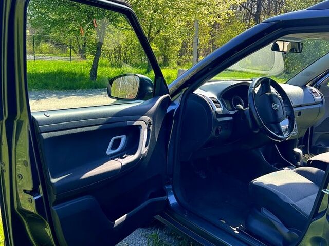 Сірий Шкода Фабія, об'ємом двигуна 1.4 л та пробігом 218 тис. км за 5800 $, фото 7 на Automoto.ua