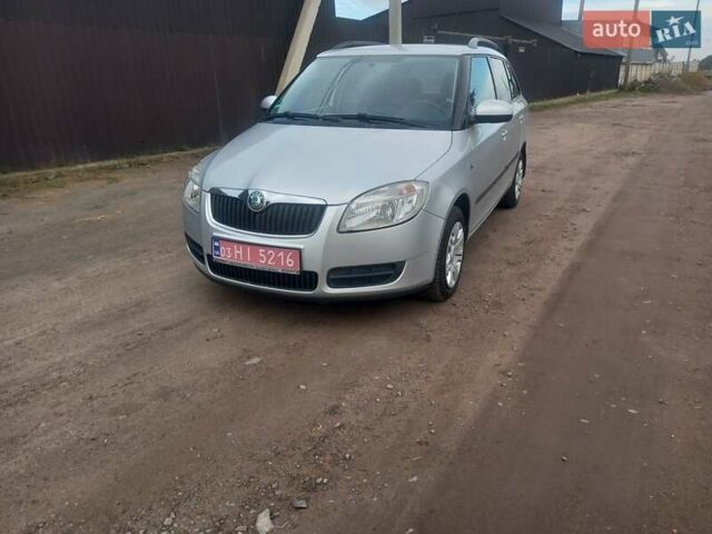 Сірий Шкода Фабія, об'ємом двигуна 1.6 л та пробігом 156 тис. км за 5750 $, фото 7 на Automoto.ua