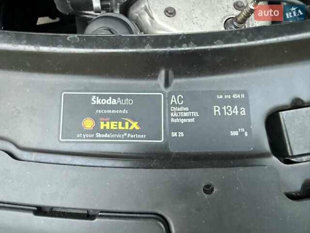 Серый Шкода Фабия, объемом двигателя 0 л и пробегом 170 тыс. км за 6000 $, фото 52 на Automoto.ua