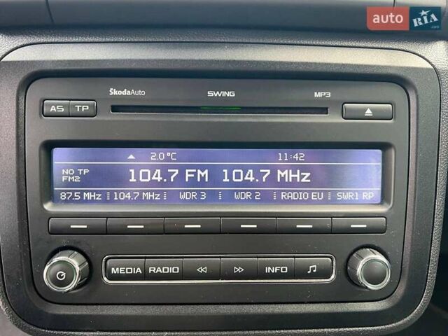 Серый Шкода Фабия, объемом двигателя 1.2 л и пробегом 208 тыс. км за 6990 $, фото 27 на Automoto.ua