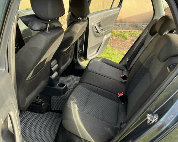 Шкода Фабия 2010 в Шумск на Automoto.ua Серый Шкода Фабия, объемом двигателя 1.2 л и пробегом 248 тыс. км за 5600 $, фото 9 на Automoto.ua