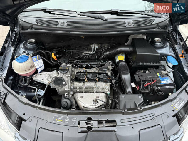 Серый Шкода Фабия, объемом двигателя 0 л и пробегом 170 тыс. км за 6000 $, фото 43 на Automoto.ua