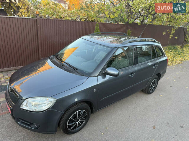 Сірий Шкода Фабія, об'ємом двигуна 0 л та пробігом 170 тис. км за 6000 $, фото 12 на Automoto.ua