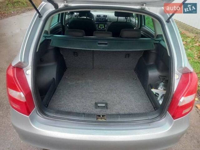 Сірий Шкода Фабія, об'ємом двигуна 1.6 л та пробігом 264 тис. км за 6400 $, фото 10 на Automoto.ua