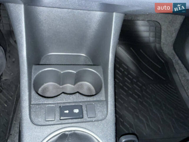 Серый Шкода Фабия, объемом двигателя 0 л и пробегом 170 тыс. км за 6000 $, фото 26 на Automoto.ua