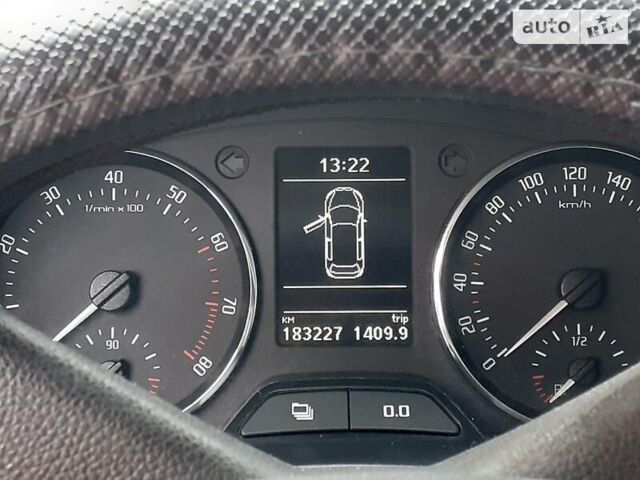 Серый Шкода Фабия, объемом двигателя 1.2 л и пробегом 190 тыс. км за 6200 $, фото 2 на Automoto.ua