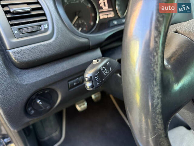 Шкода Фабия 2010 в Одессе на Automoto.ua Серый Шкода Фабия, объемом двигателя 1.2 л и пробегом 260 тыс. км за 5800 $, фото 15 на Automoto.ua