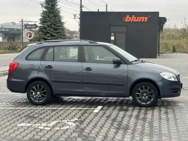 Сірий Шкода Фабія, об'ємом двигуна 1.2 л та пробігом 181 тис. км за 4800 $, фото 2 на Automoto.ua
