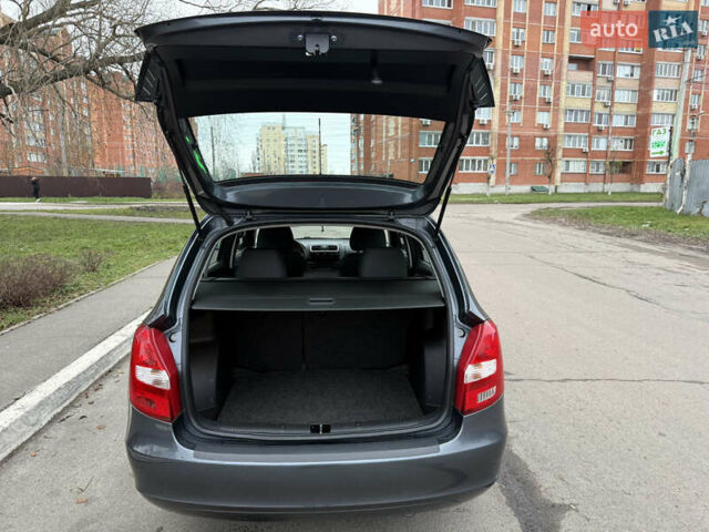 Серый Шкода Фабия, объемом двигателя 0 л и пробегом 170 тыс. км за 6000 $, фото 34 на Automoto.ua