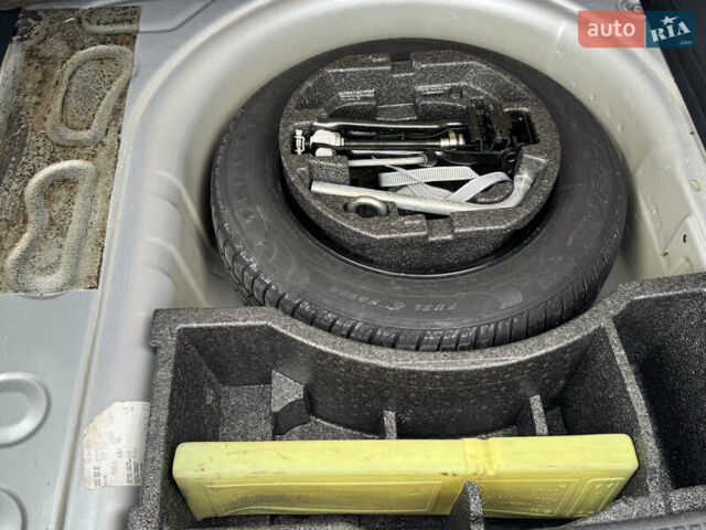 Сірий Шкода Фабія, об'ємом двигуна 1.39 л та пробігом 212 тис. км за 5800 $, фото 29 на Automoto.ua
