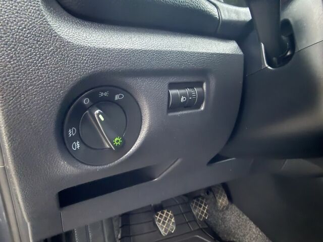 Сірий Шкода Фабія, об'ємом двигуна 0 л та пробігом 170 тис. км за 6000 $, фото 10 на Automoto.ua