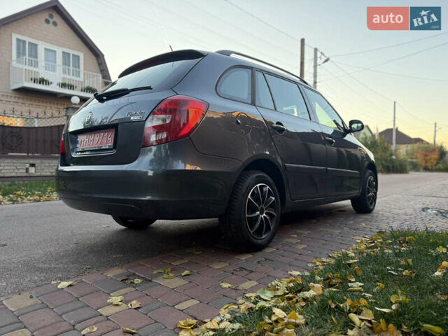 Сірий Шкода Фабія, об'ємом двигуна 0 л та пробігом 170 тис. км за 6000 $, фото 11 на Automoto.ua