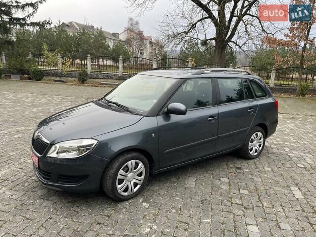 Серый Шкода Фабия, объемом двигателя 1.4 л и пробегом 165 тыс. км за 5800 $, фото 3 на Automoto.ua