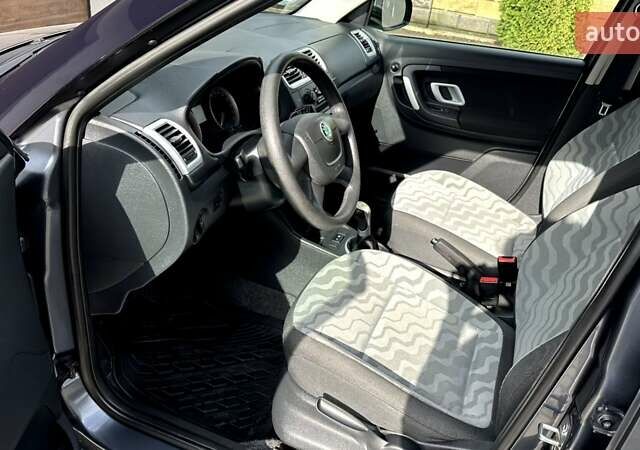 Сірий Шкода Фабія, об'ємом двигуна 0 л та пробігом 169 тис. км за 5550 $, фото 7 на Automoto.ua