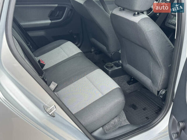 Сірий Шкода Фабія, об'ємом двигуна 1.39 л та пробігом 212 тис. км за 5800 $, фото 24 на Automoto.ua