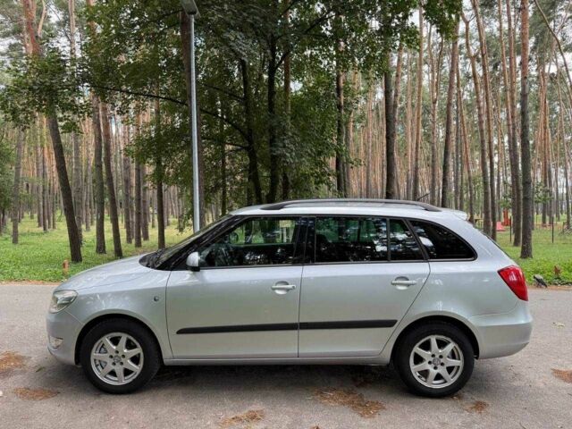 Серый Шкода Фабия, объемом двигателя 1.2 л и пробегом 147 тыс. км за 7400 $, фото 7 на Automoto.ua