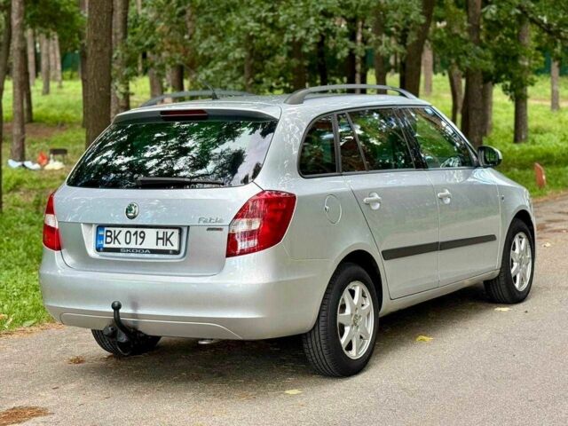 Серый Шкода Фабия, объемом двигателя 1.2 л и пробегом 147 тыс. км за 7400 $, фото 6 на Automoto.ua