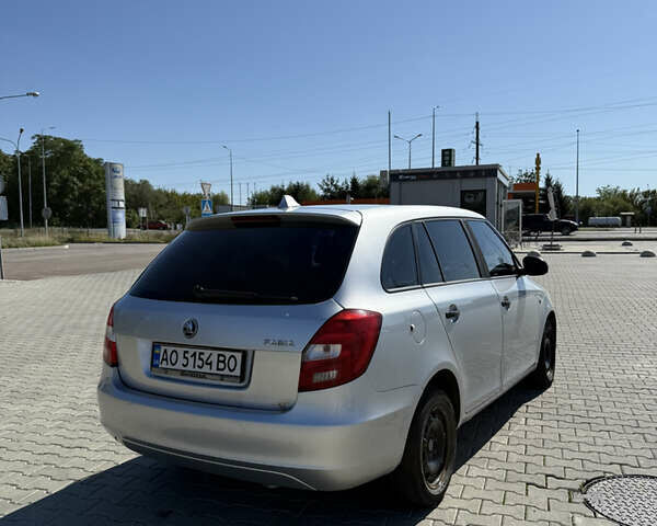 Серый Шкода Фабия, объемом двигателя 1.6 л и пробегом 304 тыс. км за 4900 $, фото 4 на Automoto.ua