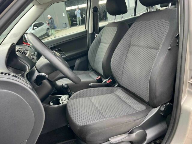 Серый Шкода Фабия, объемом двигателя 1.2 л и пробегом 208 тыс. км за 6990 $, фото 18 на Automoto.ua