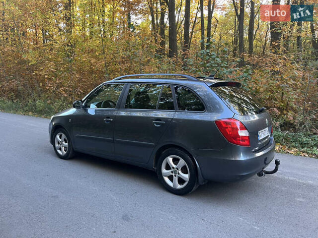 Серый Шкода Фабия, объемом двигателя 1.2 л и пробегом 210 тыс. км за 5750 $, фото 4 на Automoto.ua