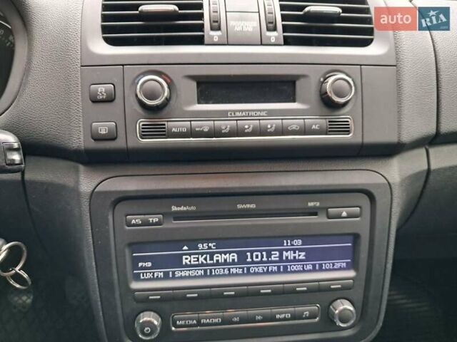 Серый Шкода Фабия, объемом двигателя 1.2 л и пробегом 190 тыс. км за 4450 $, фото 7 на Automoto.ua