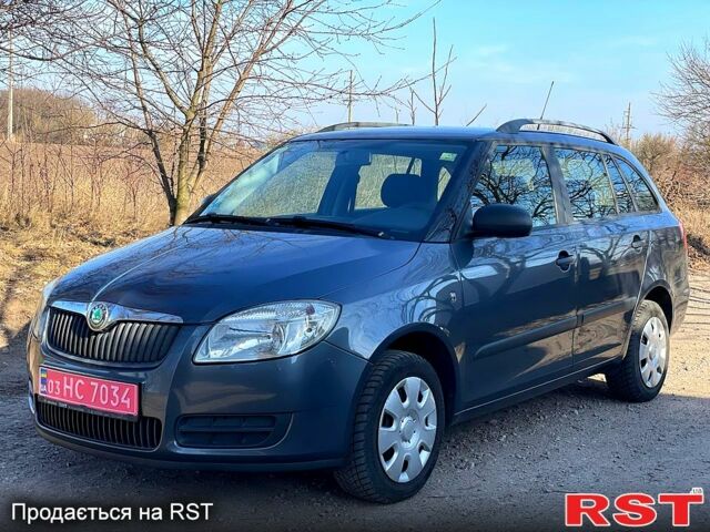 Сірий Шкода Фабія, об'ємом двигуна 14 л та пробігом 260 тис. км за 5800 $, фото 5 на Automoto.ua
