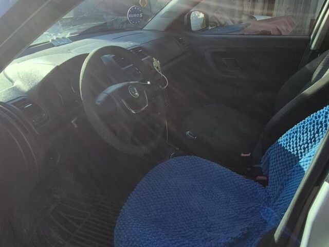 Шкода Фабия 2010 в Борисполе на Automoto.ua Серый Шкода Фабия, объемом двигателя 1.2 л и пробегом 311 тыс. км за 4500 $, фото 6 на Automoto.ua