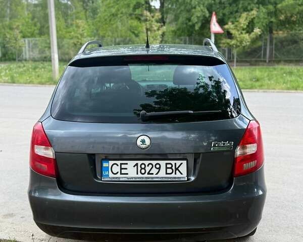Серый Шкода Фабия, объемом двигателя 1.2 л и пробегом 307 тыс. км за 5100 $, фото 4 на Automoto.ua