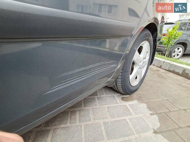 Серый Шкода Фабия, объемом двигателя 1.2 л и пробегом 190 тыс. км за 4450 $, фото 9 на Automoto.ua