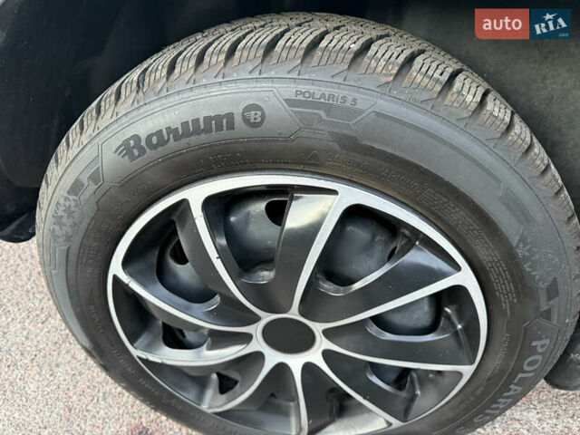 Сірий Шкода Фабія, об'ємом двигуна 0 л та пробігом 170 тис. км за 6000 $, фото 54 на Automoto.ua